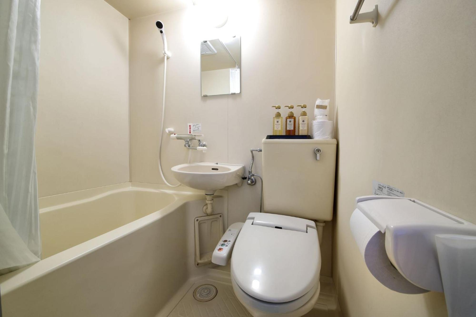 Hotel Nishikawaguchi Weekly - Vacation Stay 43454V Saitama Bagian luar foto